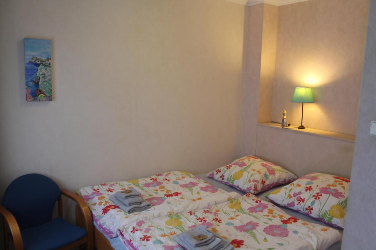 Ferienwohnung Am Sonnenhuegel Mit Terrasse Osnabrück Exterior foto